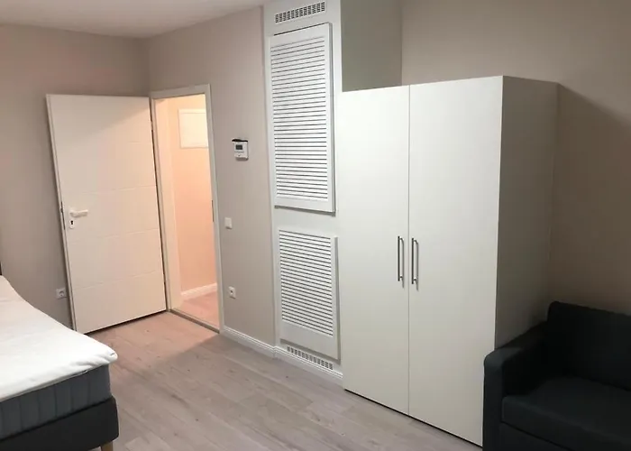 Hochfeld Apartment In Augsburg